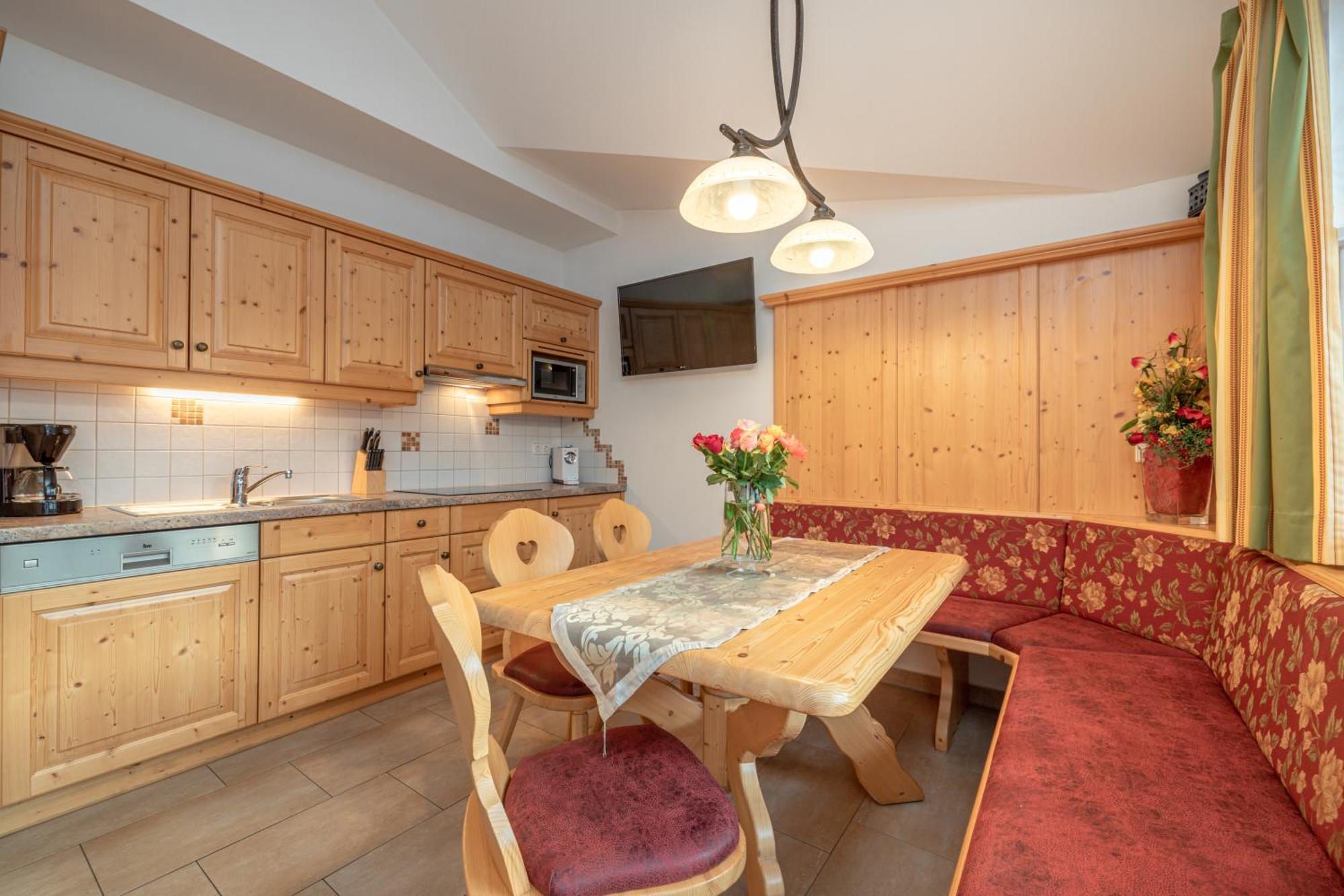 Umfahrer Apartment Tropolach